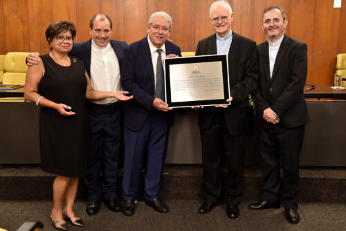 Rádio 9 de Julho é homenageada na Câmara Municipal de São Paulo