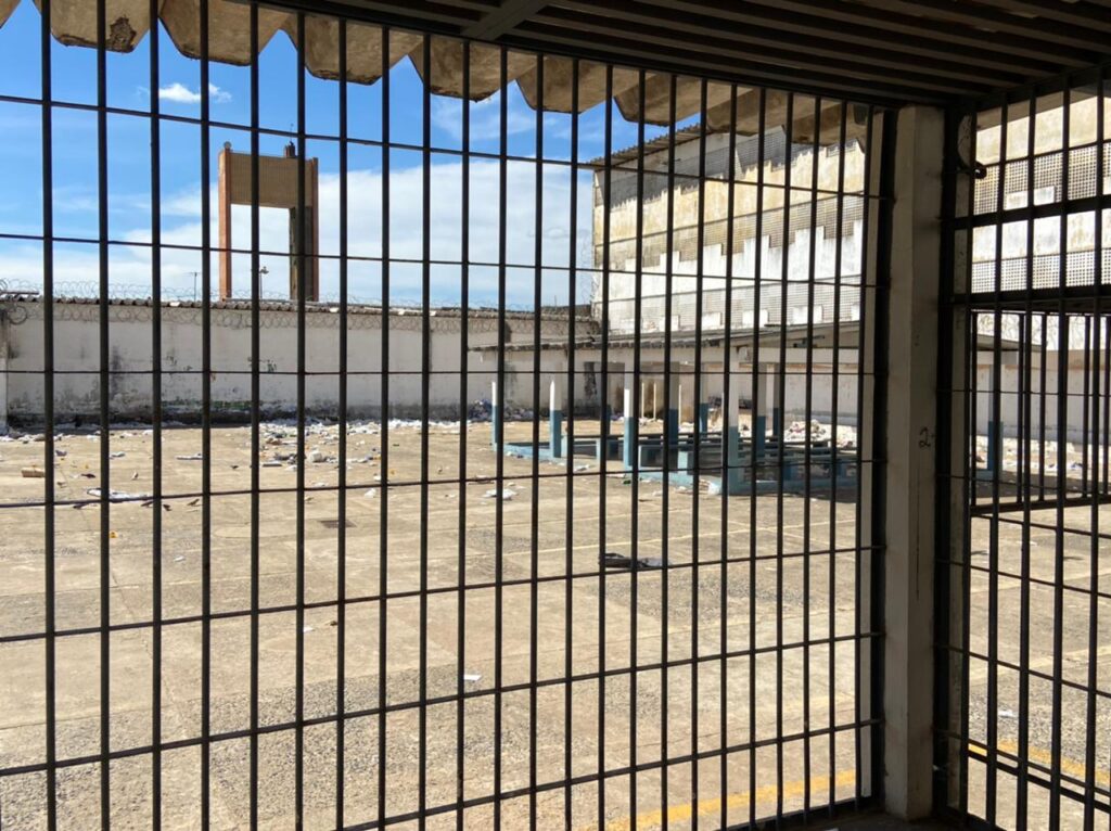 Congresso volta a proibir ‘saidinha’ de presos por crime não violento - Jornal O São Paulo