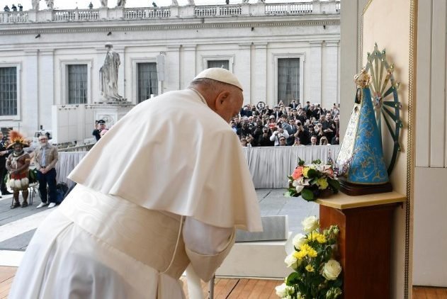 Francisco: invoquemos a intercessão de Maria pela paz no mundo - Jornal O São Paulo