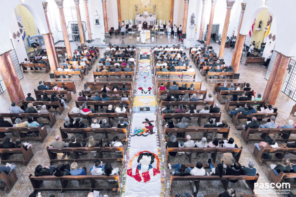 Corpus Christi mobiliza fiéis em diferentes paróquias na Brasilândia - Jornal O São Paulo