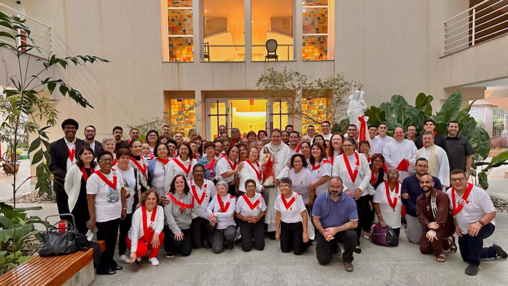 Ipiranga: Dom Ângelo preside missas com Crismas e tem encontro com o clero - Jornal O São Paulo