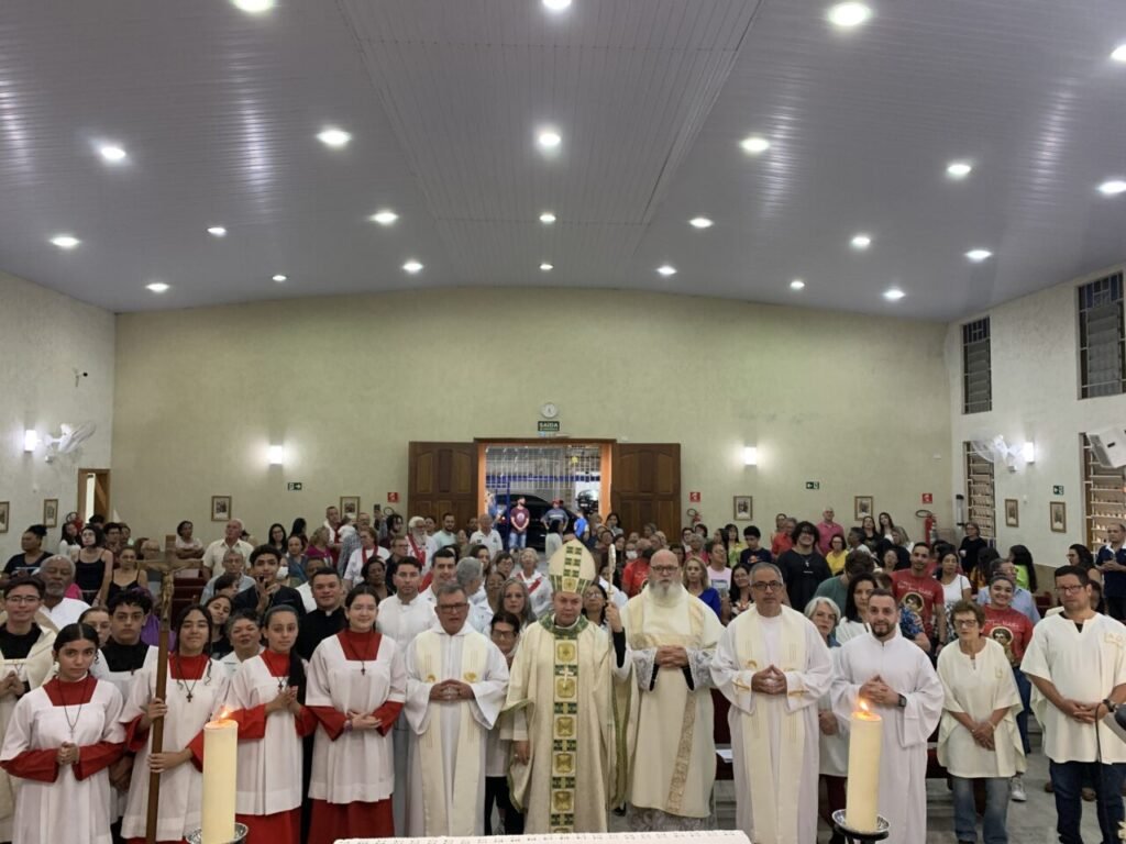 Dom Cícero preside missas com Crisma e de festas de São João Batista - Jornal O São Paulo