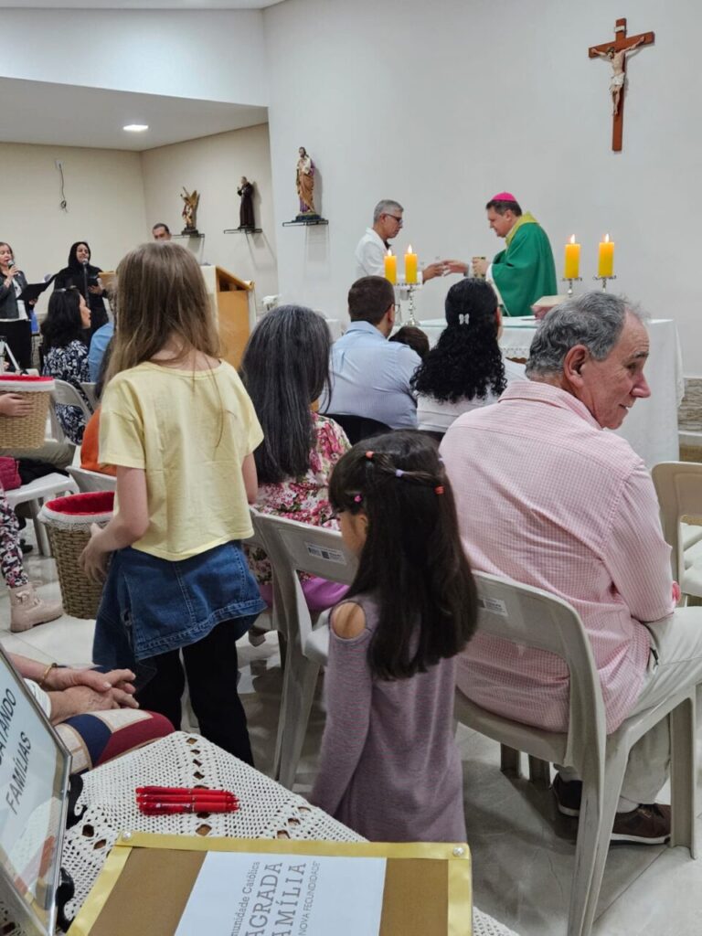 Comunidade Católica Sagrada Família comemora 30 anos de fundação - Jornal O São Paulo