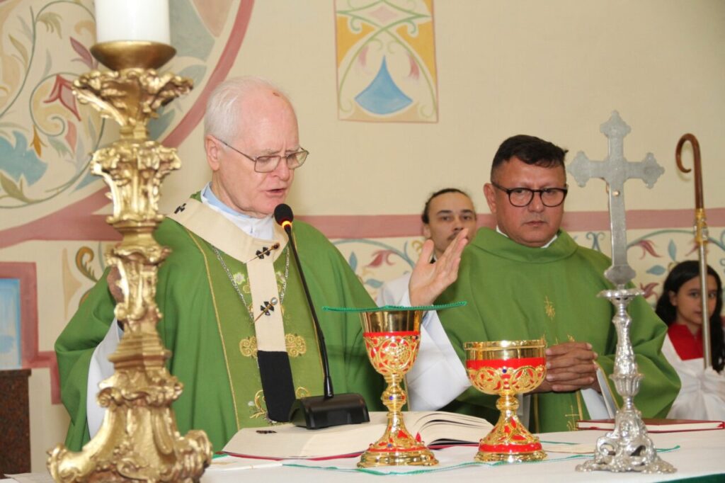 Em visita pastoral, Cardeal Scherer confirma na fé os fiéis da Paróquia Nossa Senhora das Graças - Jornal O São Paulo