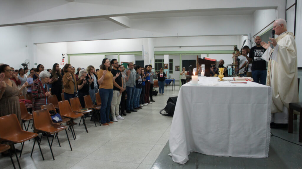 Cardeal Scherer motiva a RCC a fortalecer a fé dos que retornam à Igreja - Jornal O São Paulo