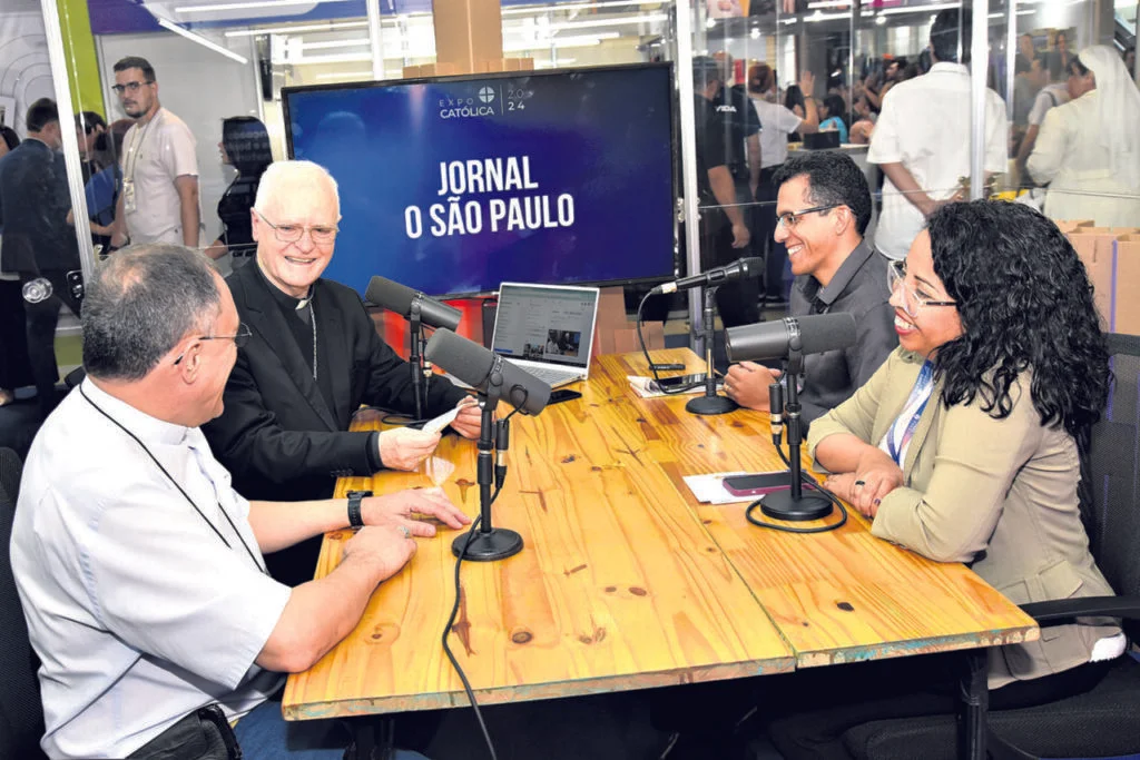Estande da Arquidiocese recebe autoridades e personalidades na ExpoCatólica - Jornal O São Paulo