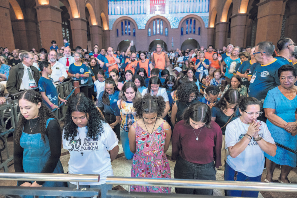 No Santuário Nacional de Aparecida, Caminho Neocatecumenal celebra 50 anos de atuação no Brasil - Jornal O São Paulo