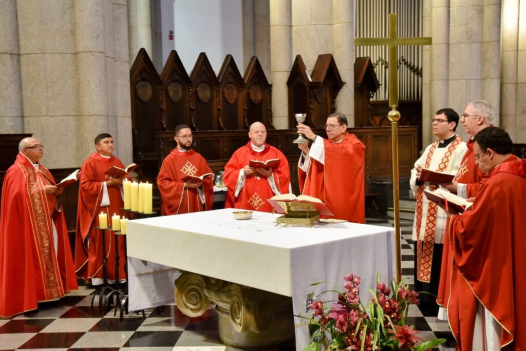 ‘Estamos vivendo uma nova página da Igreja no Chipre’, afirma Dom Bruno Varriano em visita a São Paulo