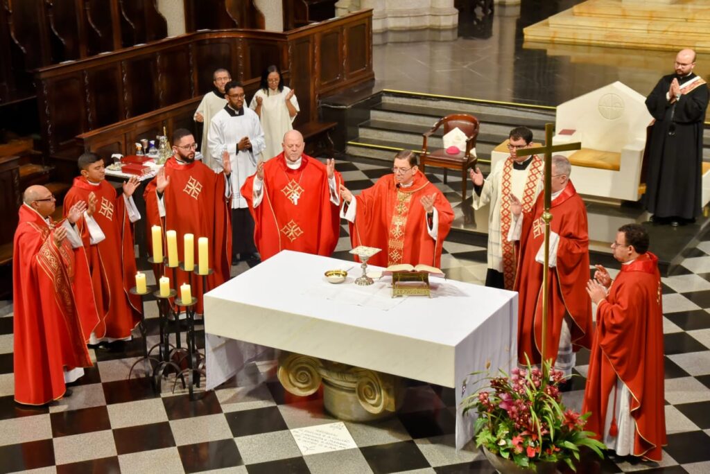 ‘Estamos vivendo uma nova página da Igreja no Chipre’, afirma Dom Bruno Varriano em visita a São Paulo