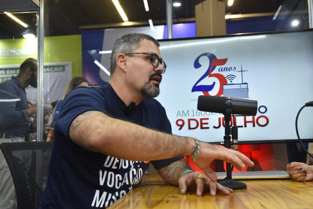 Estande da Arquidiocese recebe autoridades e personalidades na ExpoCatólica - Jornal O São Paulo