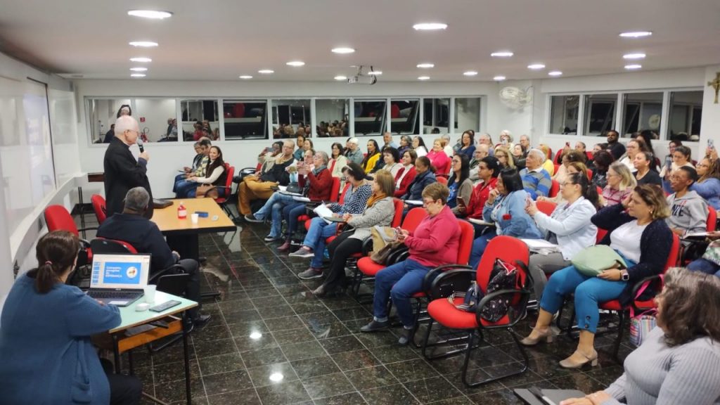 Catequistas: discípulos missionários e peregrinos da esperança - Jornal O São Paulo