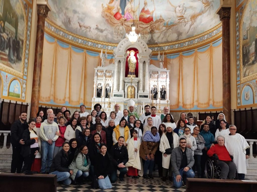 Catequistas: discípulos missionários e peregrinos da esperança - Jornal O São Paulo