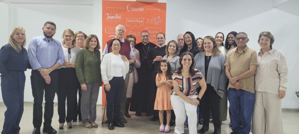Dom Rogério faz visita pastoral à Paróquia Santo Agostinho - Jornal O São Paulo