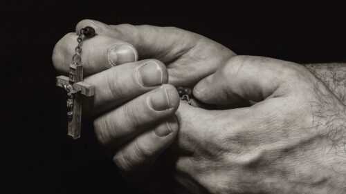 O que diferencia os católicos dos cristãos adventistas? - Jornal O São Paulo