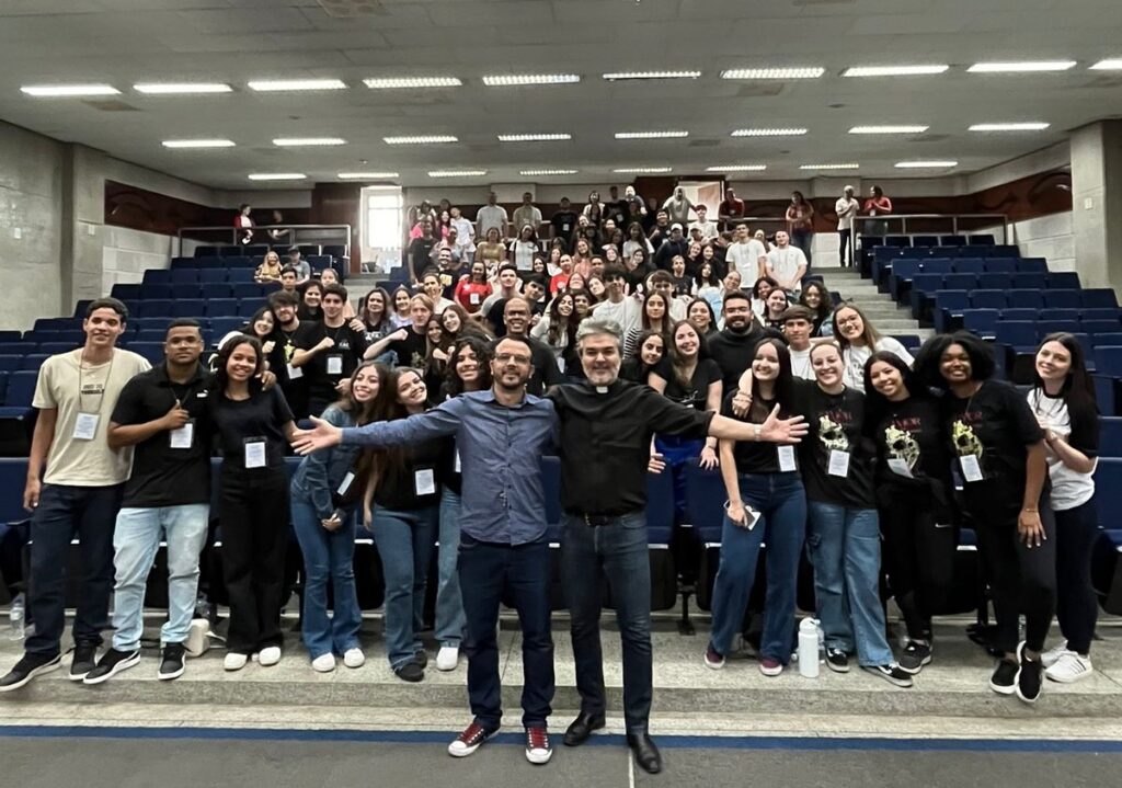 Atividades na Lapa ressaltam a atenção da Igreja aos jovens, idosos e casais - Jornal O São Paulo