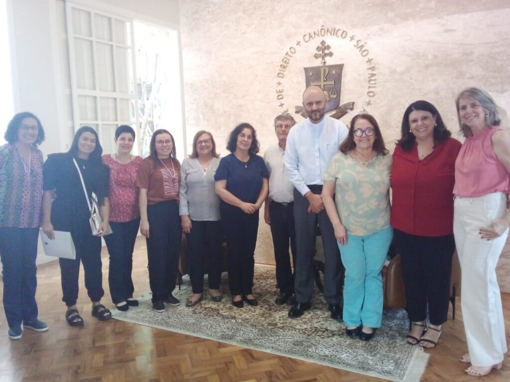 Secretárias das regiões episcopais e auxiliares de chancelaria têm encontro de formação - Jornal O São Paulo