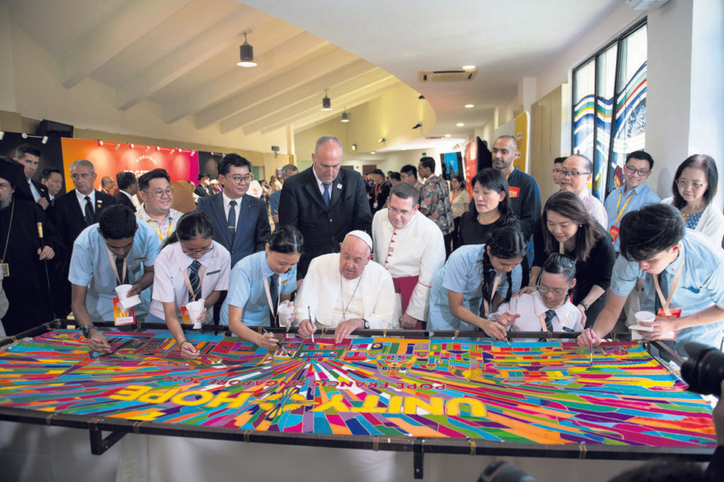 Fraternidade, cultura, vida e família: chaves de leitura da viagem de Francisco à Ásia e à Oceania - Jornal O São Paulo