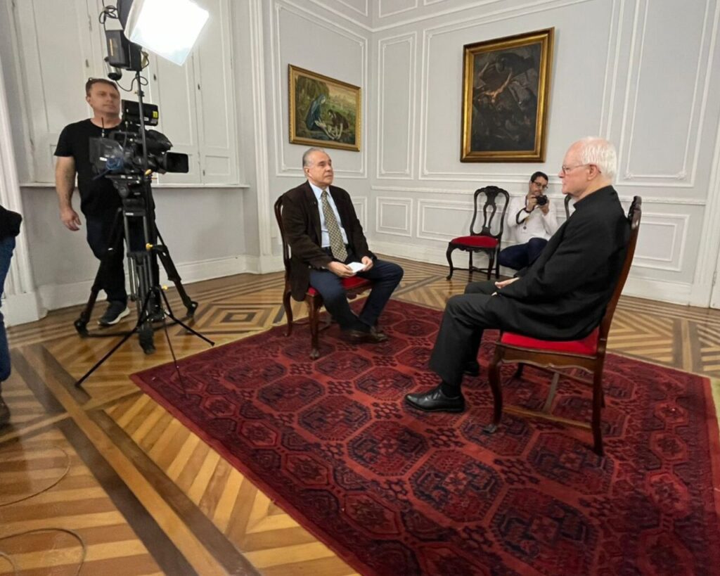 Em livro-entrevista, Cardeal Scherer reflete sobre o valor da verdade e o combate à desinformação - Jornal O São Paulo