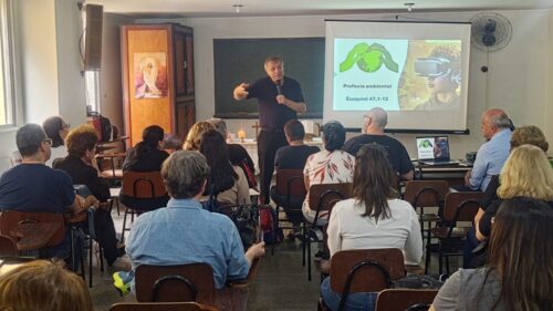 Sé: Formações enfocam famílias, estudo da Bíblia e atenção a crianças e adolescentes - Jornal O São Paulo