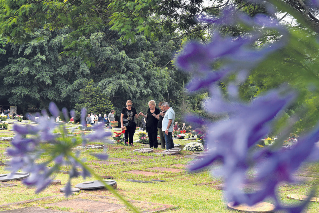 ‘Dia de Finados’: saiba os horários das missas nos cemitérios - Jornal O São Paulo