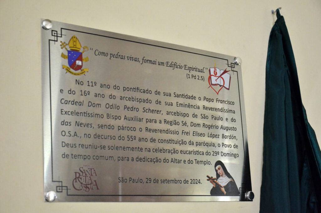Na Vila Mariana, Cardeal Scherer dedica o altar e a igreja matriz da Paróquia Santa Rita de Cássia - Jornal O São Paulo