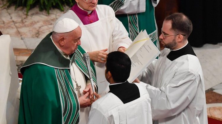 Ao fim do Sínodo, Papa exorta Igreja a permanecer ‘em movimento’ e de olhos abertos para a realidade - Jornal O São Paulo