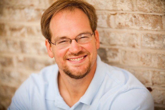 Referência em revitalização paroquial nos EUA estará no Brasil para o Evangelizar Summit 2024 - Jornal O São Paulo