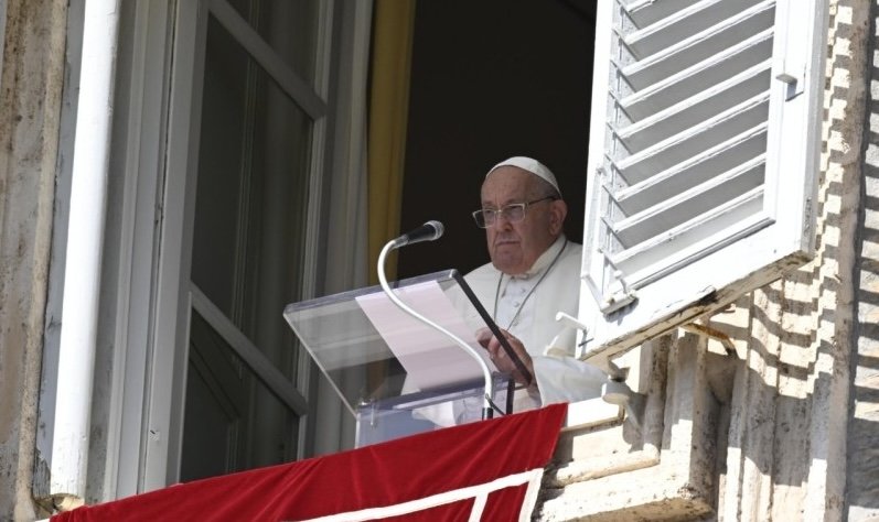 Papa expressa preocupação com o Oriente Médio e gratidão às crianças que rezam o Terço - Jornal O São Paulo