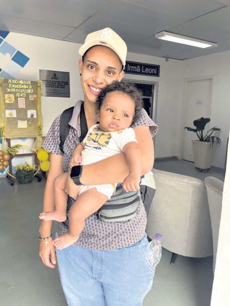 Igreja em SP estende as mãos aos pobres e abre-lhes novas perspectivas de vida - Jornal O São Paulo