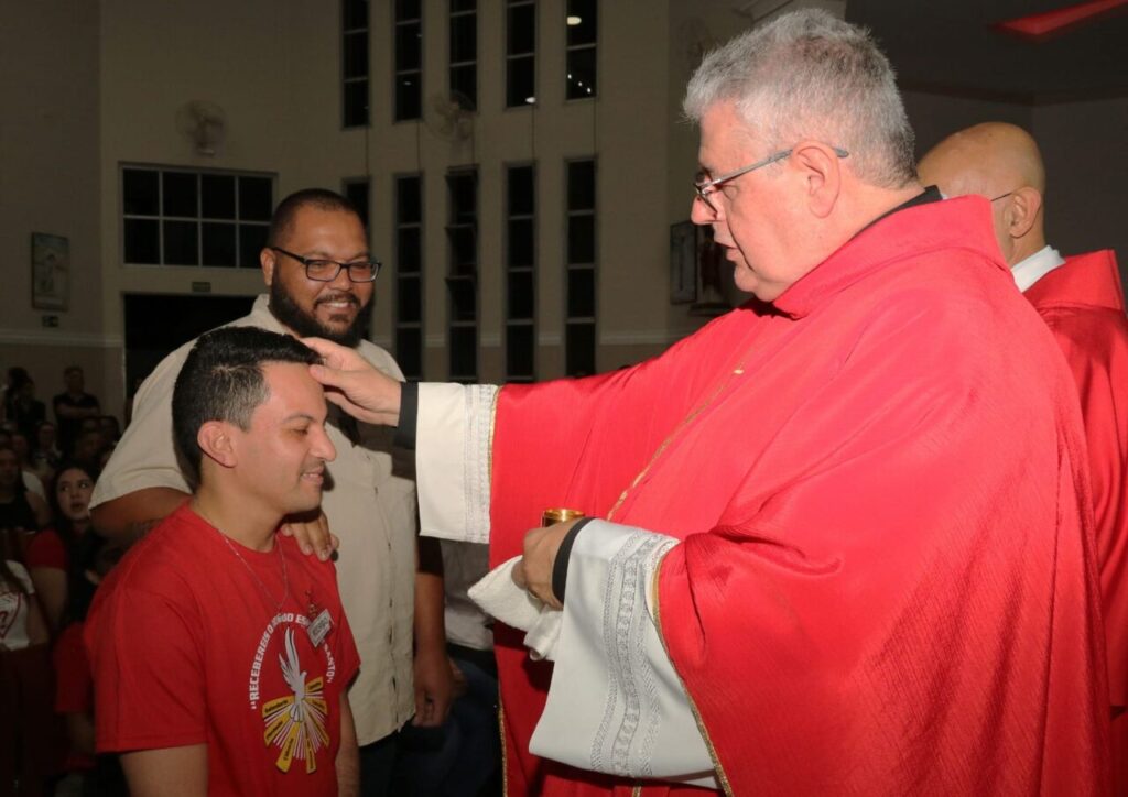 Região Santana tem missa com crismas e ações pelos pobres - Jornal O São Paulo