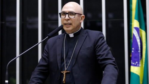 Dom Hélder Câmara, Dom Luciano Mendes e Dom José Maria Pires são homenageados na Câmara dos Deputados - Jornal O São Paulo