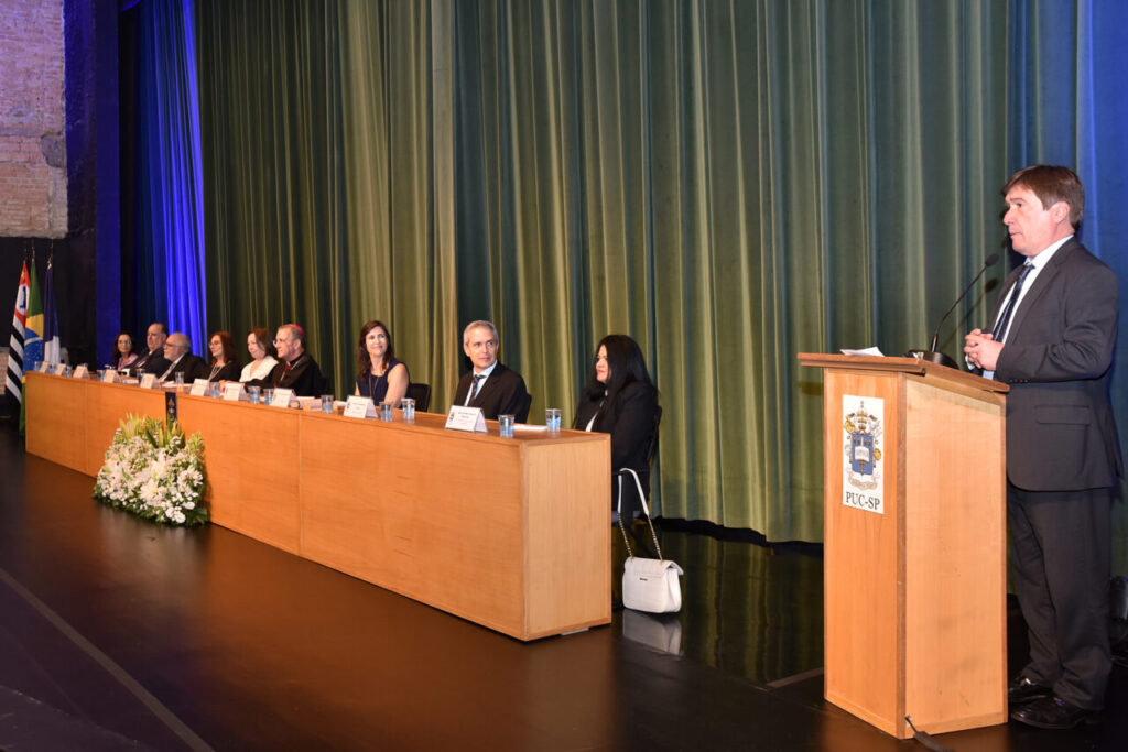 Ao tomar posse, membros da reitoria da PUC-SP renovam compromisso com os valores da universidade católica - Jornal O São Paulo