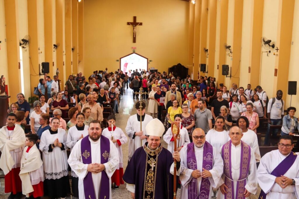 Festas patronais, crismas e reinauguração de comunidade são destaques na Região Belém - Jornal O São Paulo