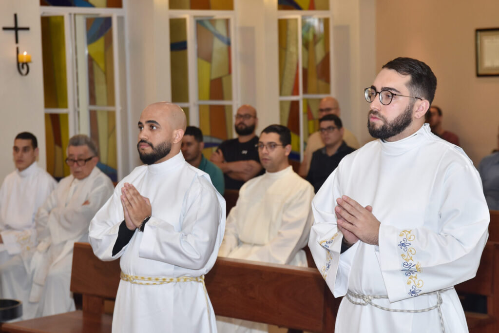 2 seminaristas são admitidos como candidatos às ordens sacras por Dom Odilo - Jornal O São Paulo