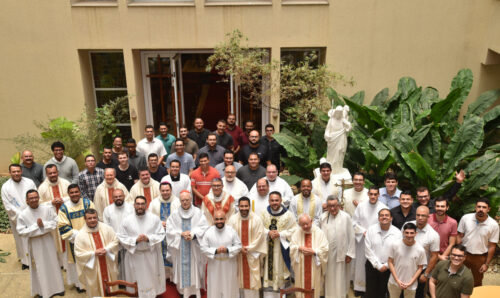 2 seminaristas são admitidos como candidatos às ordens sacras por Dom Odilo - Jornal O São Paulo