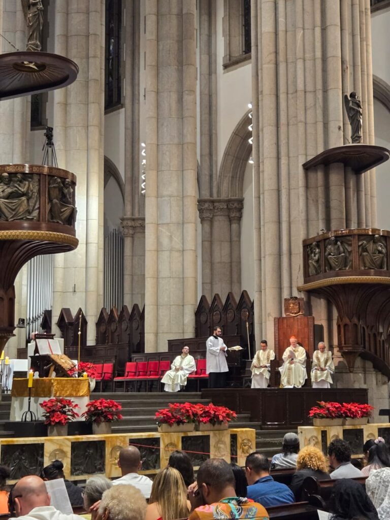 ‘Nesta noite do Natal, deixemo-nos também atrair pela luz’ - Jornal O São Paulo