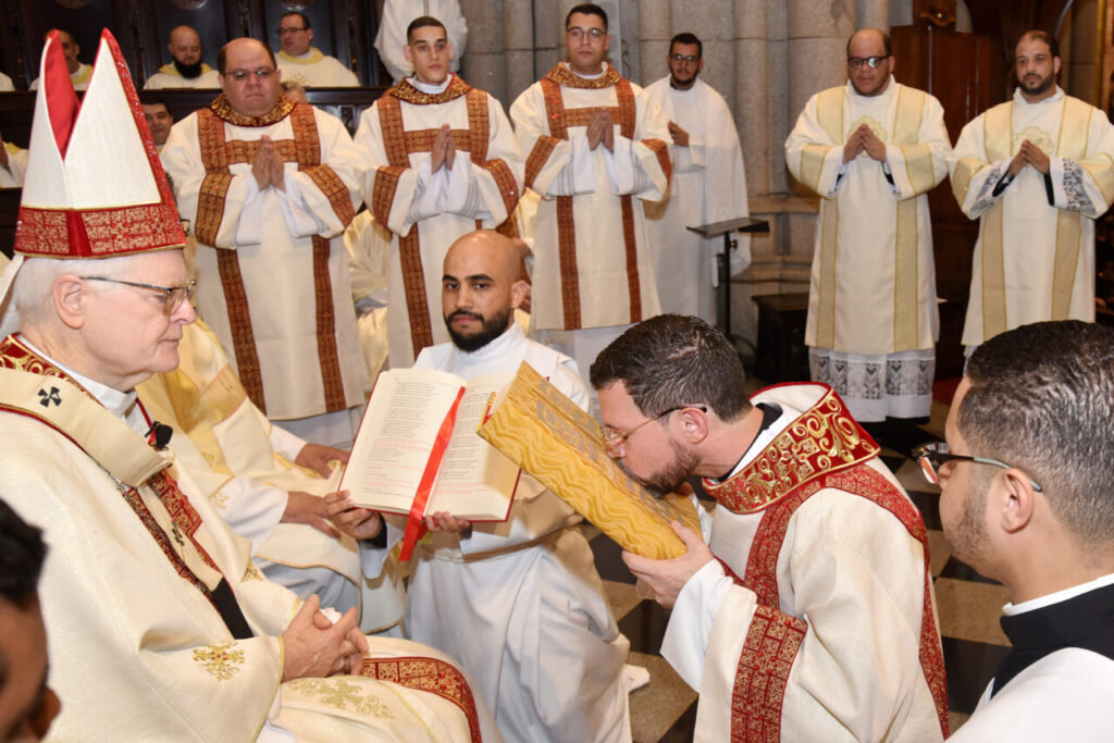 Diácono seminarista Denis Oliveira: alegre em ‘entrar para o serviço da messe do Senhor’ - Jornal O São Paulo
