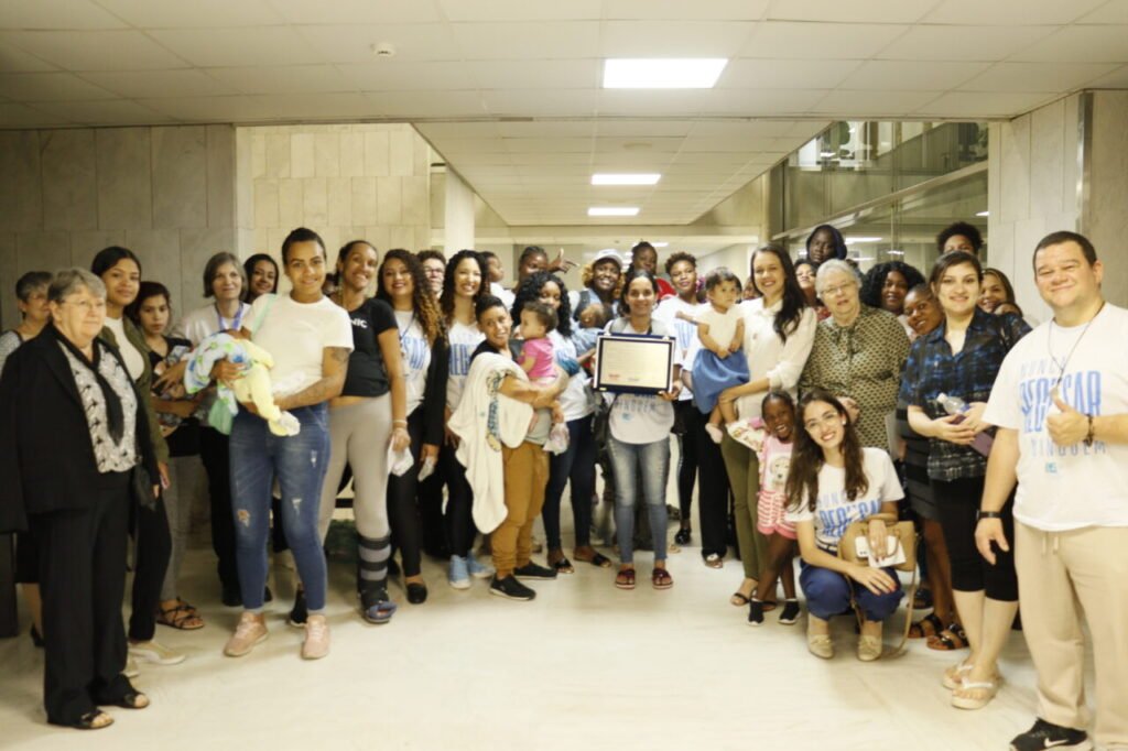 Amparo Maternal recebe homenagem na Alesp por seus 85 anos de acolhimento a toda vida - Jornal O São Paulo