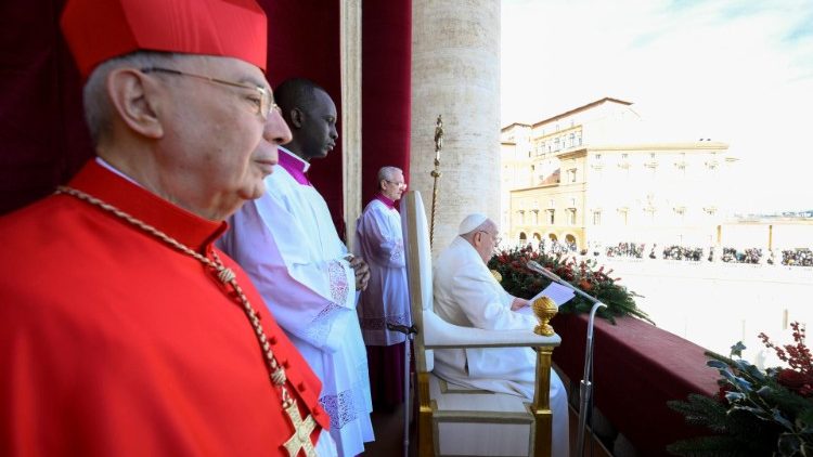 Papa na bênção Urbi et Orbi: ‘Vinde! Jesus é a Porta da Paz’ - Jornal O São Paulo