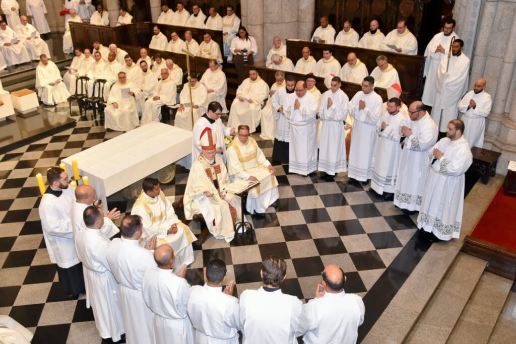 Ordenados diáconos para ‘estar a serviço, como Jesus ensinou’ - Jornal O São Paulo