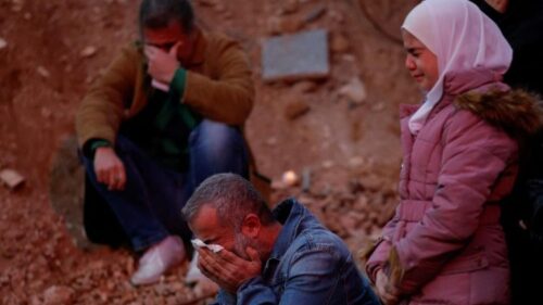 Francisco: os governantes ouçam o grito de milhões de pessoas privadas de direitos - Jornal O São Paulo