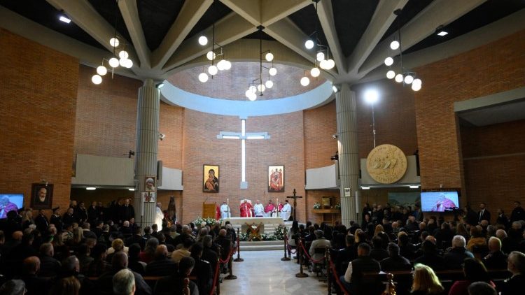 Jubileu 2025: em Roma, Papa abre Porta Santa na Penitenciária de Rebibbia - Jornal O São Paulo