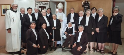 Em Santana, párocos tomam posses em paróquias, e Irmãs Paroquiais de São Francisco se reúnem para o 14º capítulo geral eletivo - Jornal O São Paulo