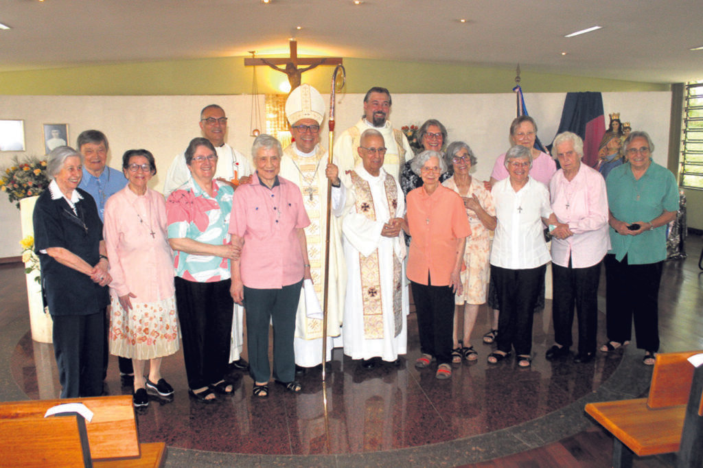 Dom Edilson preside missa pelo jubileu de consagração das Irmãs Salesianas  - Jornal O São Paulo