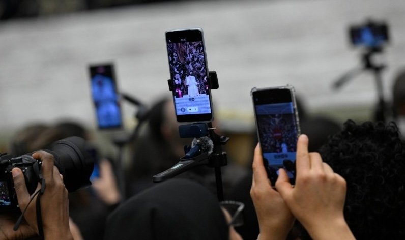 Papa convoca comunicadores a partilhar com mansidão e proximidade - Jornal O São Paulo