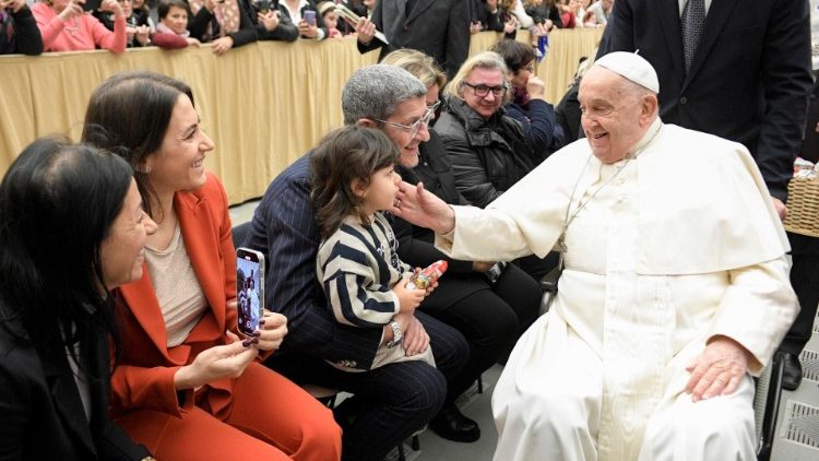 Papa: o bullying nas escolas é preparação para a guerra, não para a paz - Jornal O São Paulo