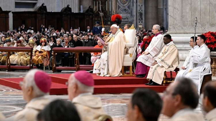 Papa: como Maria, proteger a vida e buscar a dignidade para todos - Jornal O São Paulo