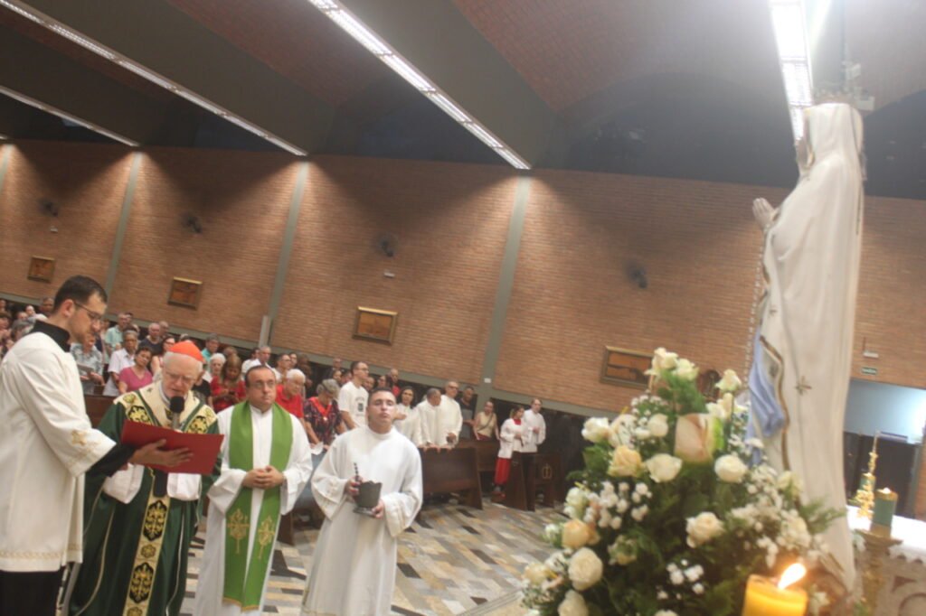 Atividades diversas e missas mobilizam fiéis na Lapa - Jornal O São Paulo