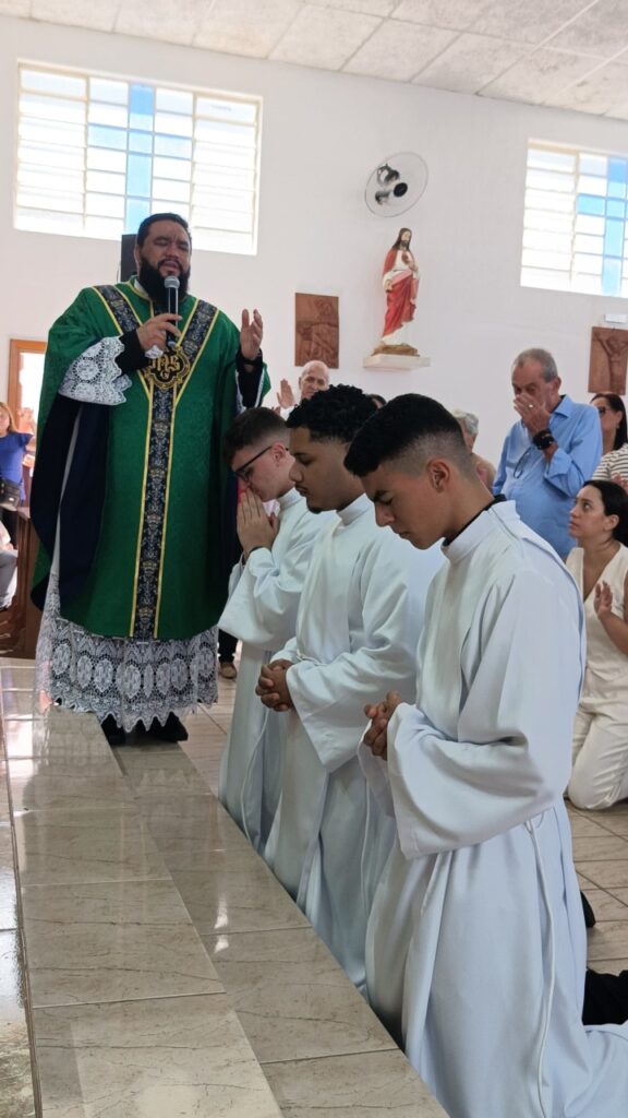 Paróquias na Brasilândia fazem missas de envio de seminaristas e candidatos ao diaconato permanente - Jornal O São Paulo