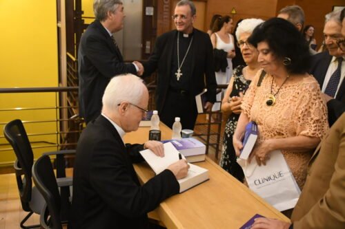 PUC-SP lança livro em homenagem ao Cardeal Odilo Pedro Scherer - Jornal O São Paulo